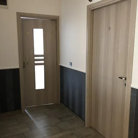 Tardosi Vendeghaz 3*