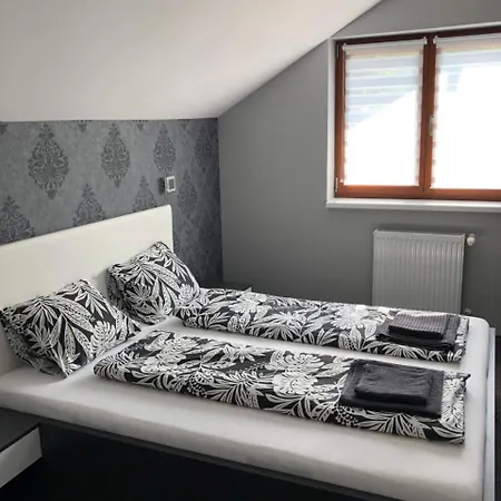 Tardosi Pensión Miskolc