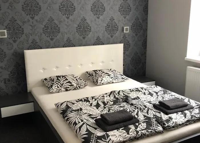 Tardosi Vendeghaz 3*