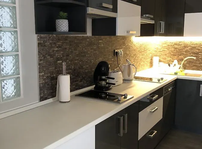 Tardosi Vendeghaz 3* Мишкольц