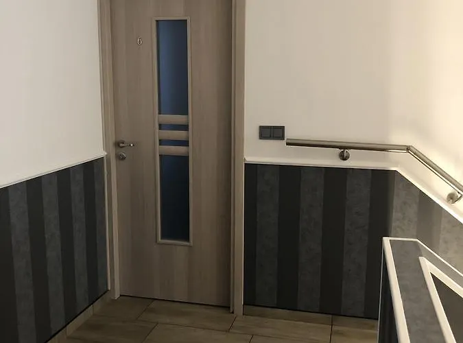 Tardosi Vendeghaz Мишкольц